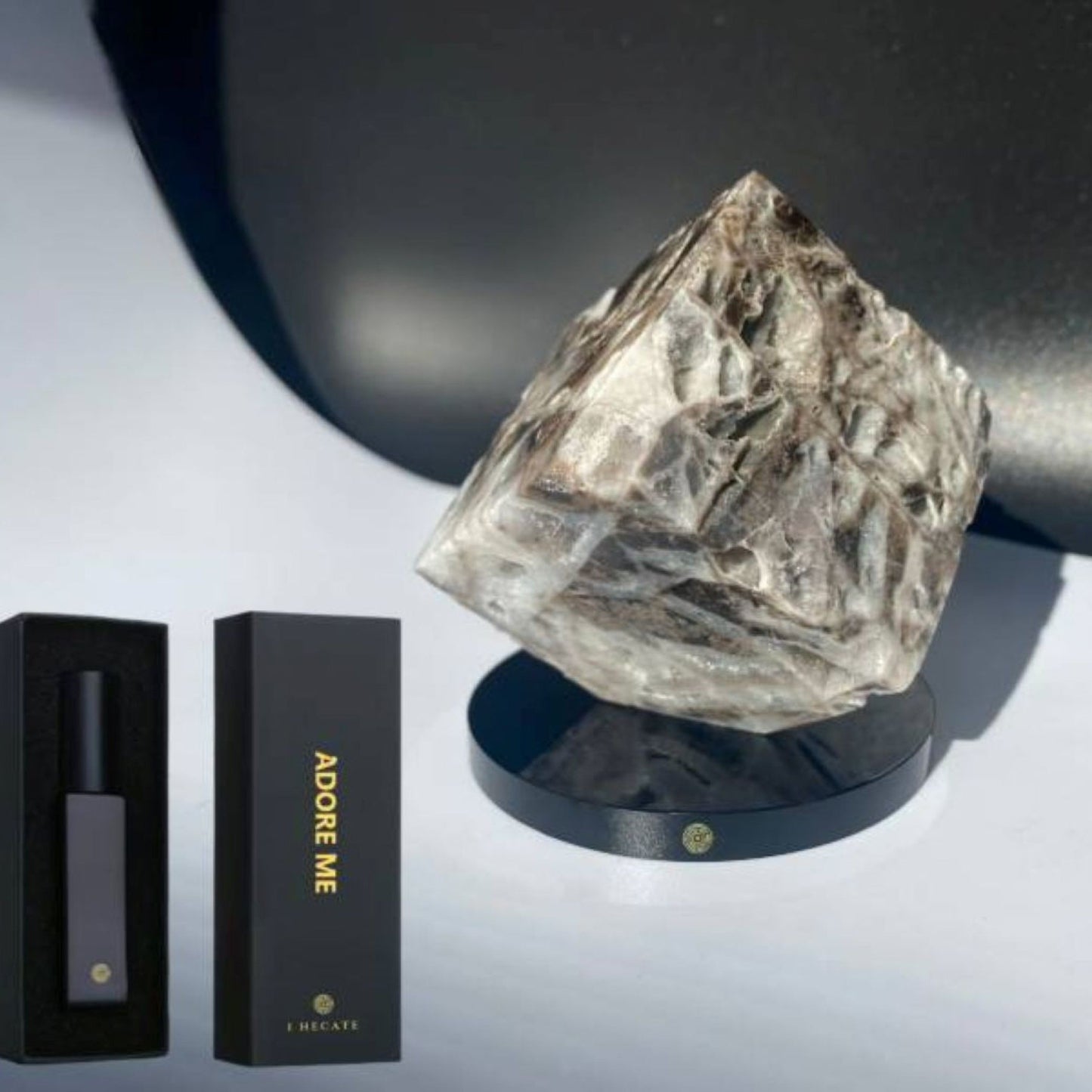 ADORE ME - Oil Diffuser Crystal with Ancient Oud Fragrance 10ml - COMING SOON